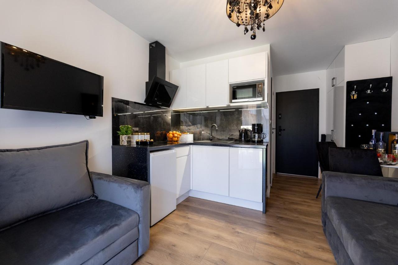 Sunrise Apartaments Luxury Рови Екстер'єр фото