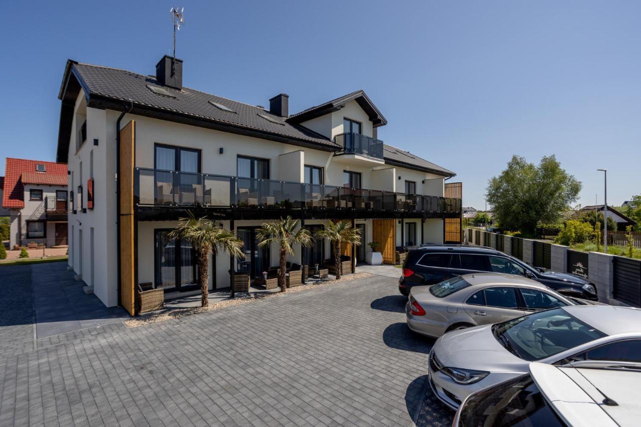 Sunrise Apartaments Luxury Рови Екстер'єр фото